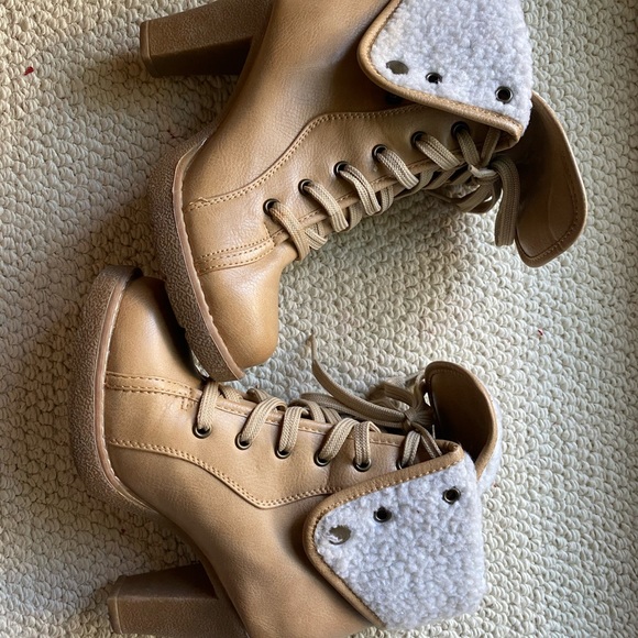 Winter high heel boots - Picture 2 of 4